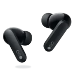 تصویر هنذفری cmf buds pro که دارای طراحی ارگونومیک و سبک است.کیس شارژ مشکی و مینیمال همراه آن دیده می شود. این هندفزی ها با میکروفون همراه آن دیده می‌شود.این هندفزی ها با میکروفون های HD برای تماس های واضح طراحی شده اند