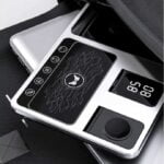 شارژر وایرلس ۴ کاره گرین لاین با قابلیت شارژ همزمان گوشی، ساعت هوشمند و هدفون، به همراه ساعت دیجیتال و نورپردازی قابل تنظیم.