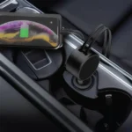 شارژ فندکی Greenlion TELESCOPIC 50W با دو کابل داخلی لایتنینگ و تایپ سی، و یک درگاه USB اضافی، ایده‌آل برای شارژ دستگاه‌های مختلف در خودرو.