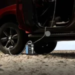 جامپ استارتر و پمپ باد و پاوربانک پاورلوژی مدل 8800mAh Jump Start Air Compressor - Transparent - Image 2